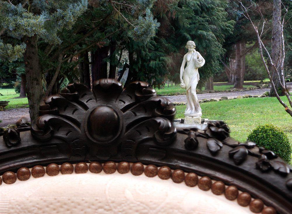 Chateau La Moune Montussan Bagian luar foto