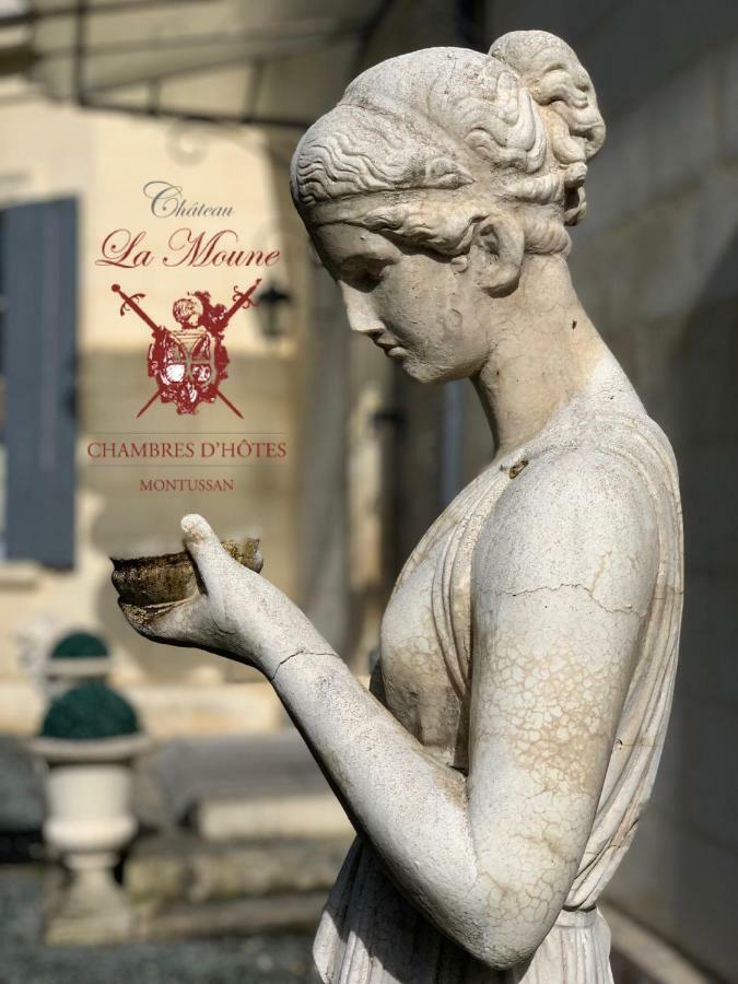 Chateau La Moune Montussan Bagian luar foto